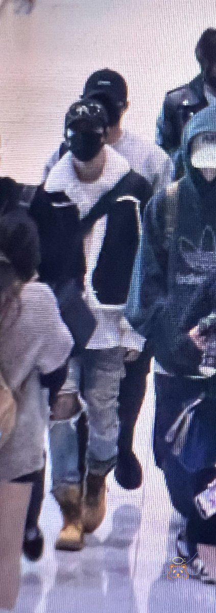 HealingAngel914's tweet photo. 221110
ICN🛫
#HAN #hanjisung #jisung #StrayKids             #Stay #한지성 #한 #스트레이키즈             #スキズ #ハン https://t.co/e43pKwAA79