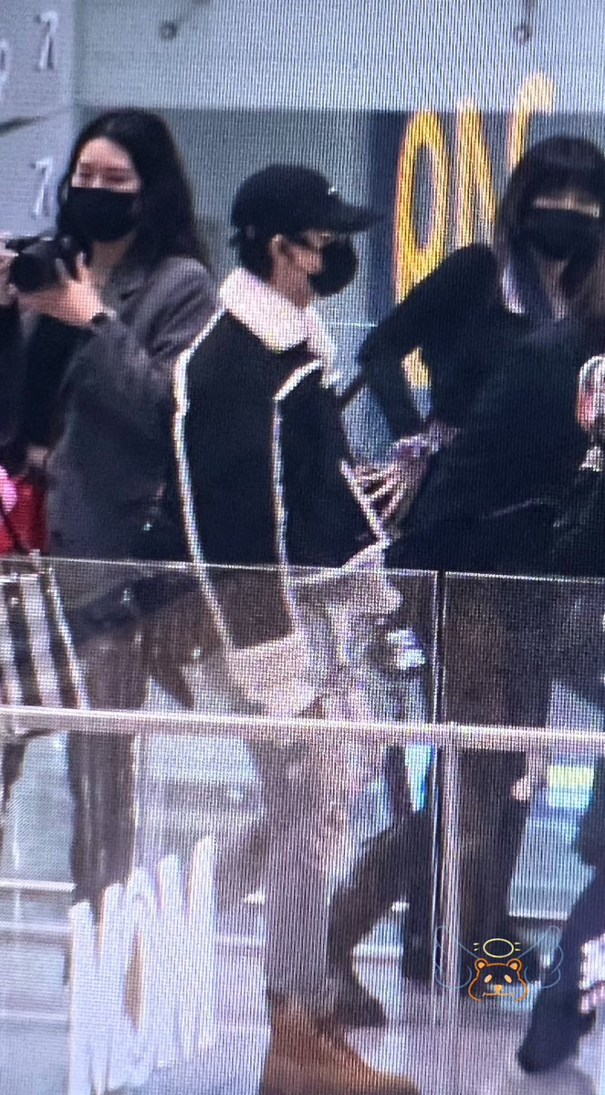 HealingAngel914's tweet photo. 221110
ICN🛫
#HAN #hanjisung #jisung #StrayKids             #Stay #한지성 #한 #스트레이키즈             #スキズ #ハン https://t.co/e43pKwAA79