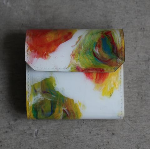 acrmtsmproducts's tweet photo. macromauro
Paint Wallet(P)
¥22,000+tax

定番人気のペイントシリーズ。
世界で一点物の所有欲が魅力的です。

詳細はオンラインストアに掲載しております。
https://t.co/VlCOvxX62J https://t.co/RR7E4Dv5BA