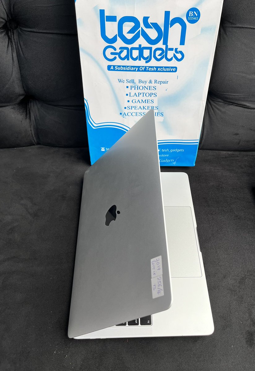 TeshGadgets's tweet photo. 2019 MacBook Pro // touchbar // core i5 // 256gb // 16gb ram // cycle count (245)
:
Price — 480,000
:
Phone number: 08166224717 https://t.co/yGmLU9eul4