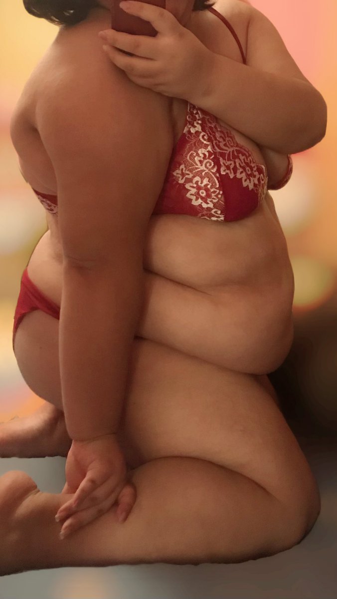 ameliacasx's tweet photo. Rate my body 1-10🥰 be gentle🥺 https://t.co/5OF2GXGRoI