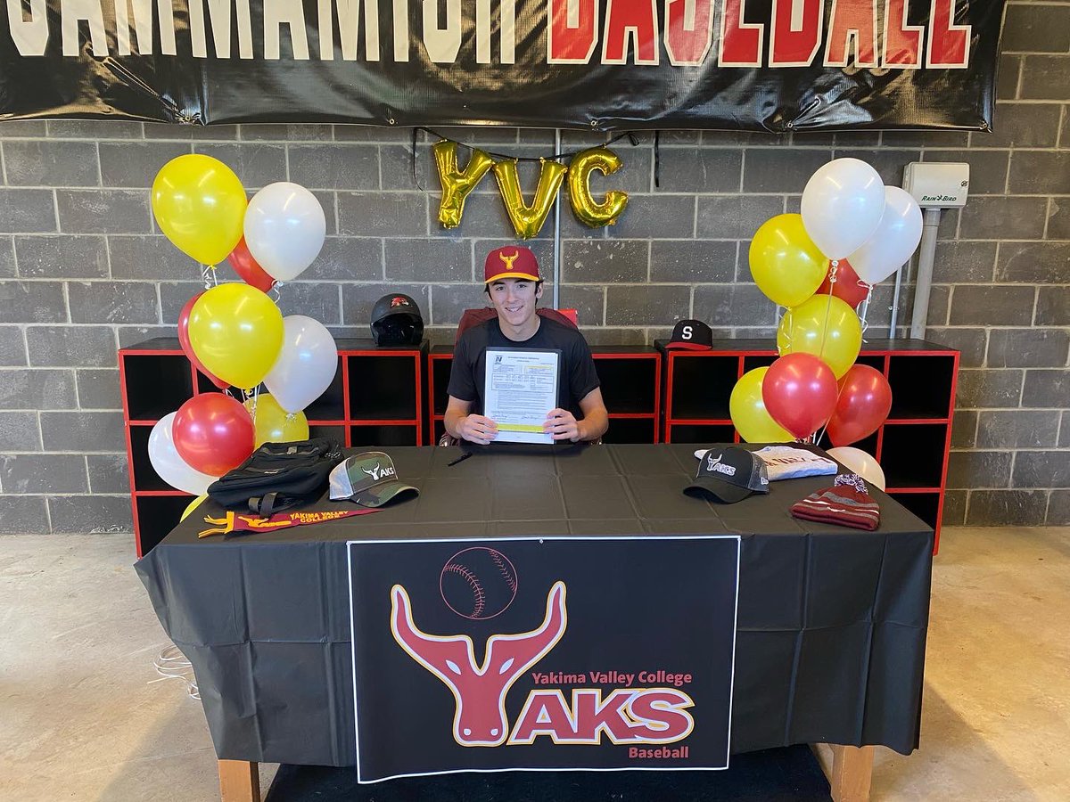 Officially a yak 🤟🏼#rollyaks

Thank you to everyone that got me here. Can’t wait to be part of the <a href="/Yaks_Baseball/">Yaks Baseball</a> family!

<a href="/CoachKrueg/">Ben Krueger</a> <a href="/MudvilleBBClub/">Mudville Baseball</a>