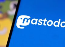 #onlinemarketing social #media Mastodon: hoe kies je een server en hoe verhuis je je account?: Mastodon is momenteel volop in het nieuws. Twitteraars die de nieuwe koers van het platform en de chaos niet waarderen, maken mass.. dld.bz/jB4k9