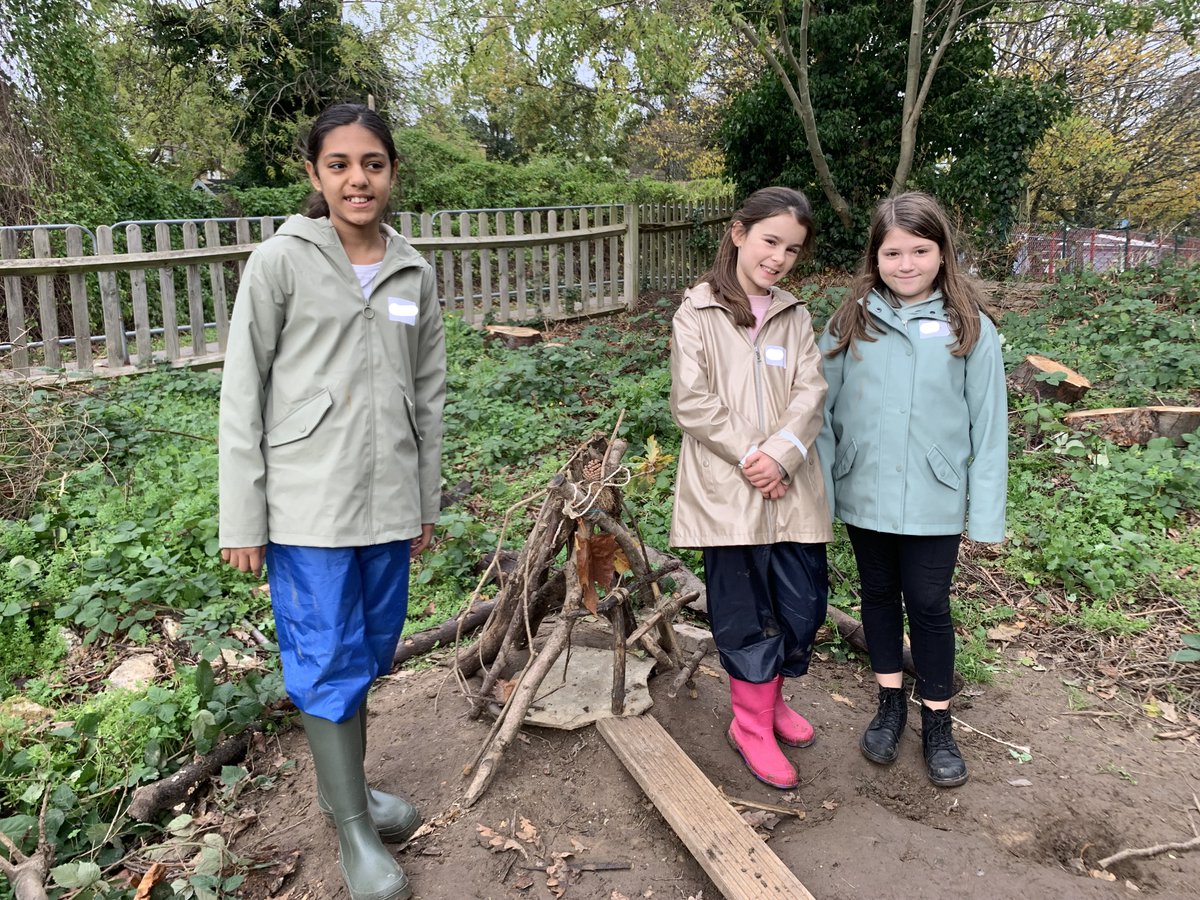 StMatthewsSurb's tweet image. Y5 made habitats for different animals in Forest School today.  We were lucky enough to find some clay and used that to help. We were also excited to find a fish in the pond. #forestschool #exploringtogether #teamwork