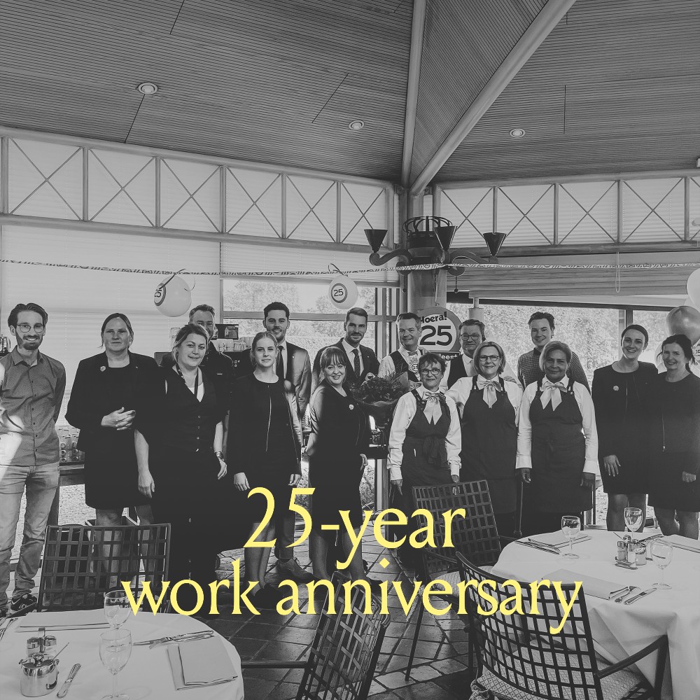 We would like to congratulate Milford Maes on his 25-year work anniversary!

We celebrated 25 years of Chateau St. Gerlach in September, and by 1 October we were at it again - this time a jubilee party!