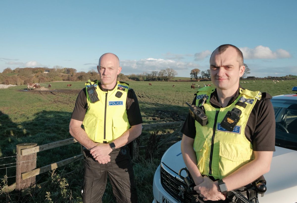 9️⃣ police forces have joined together in one of the biggest rural crime crackdowns of its kind in the UK. 🚜🙌

We've teamed up with Forces across the North of England in a joint strike against cross-border poachers, with us all working as one to prosecute rural offenders. (1/4)
