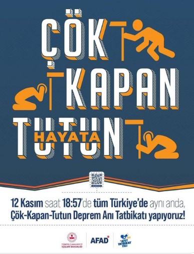 📍Tüm Türkiye

🗓️12 Kasım 2022 

🕖18.57
Ülkemizde ilk kez, tüm vatandaşlarımızın katılımıyla aynı gün aynı saattte,

Çök-Kapan-Tutun Deprem Anı Tatbikatı yapıyoruz.

Hep birlikte!
Afetlere Hazır Türkiye! 🇹🇷
<a href="/TC_icisleri/">T.C. İçişleri Bakanlığı</a> <a href="/TC_istanbul/">TC İstanbul Valiliği</a>