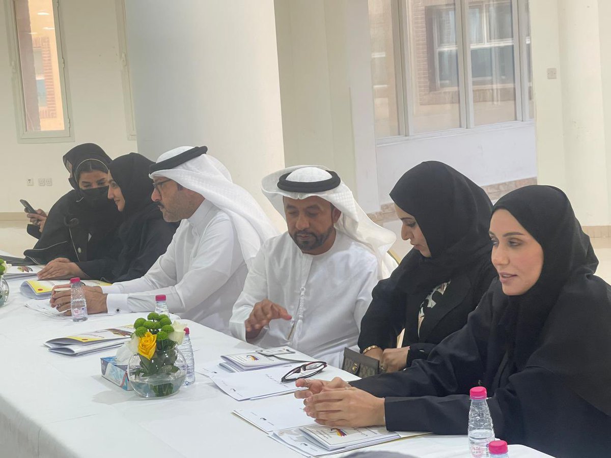 afaqschools's tweet photo. تشرفت مدارس الآفاق العالمية بزيارة وفد من مجلس الشارقة للتعليم بدولة الإمارات العربية المتحدة  برئاسة د. سعيد الكعبي للاطلاع على تجربة المدارس في مرحلة الطفولة المبكرة ورافقهم وفد من وزارة التعليم حيث اطلعوا على مناهج الحضانة والروضة في المدارس.   #مدارس_الآفاق_العالمية https://t.co/z5vtlLFMoX
