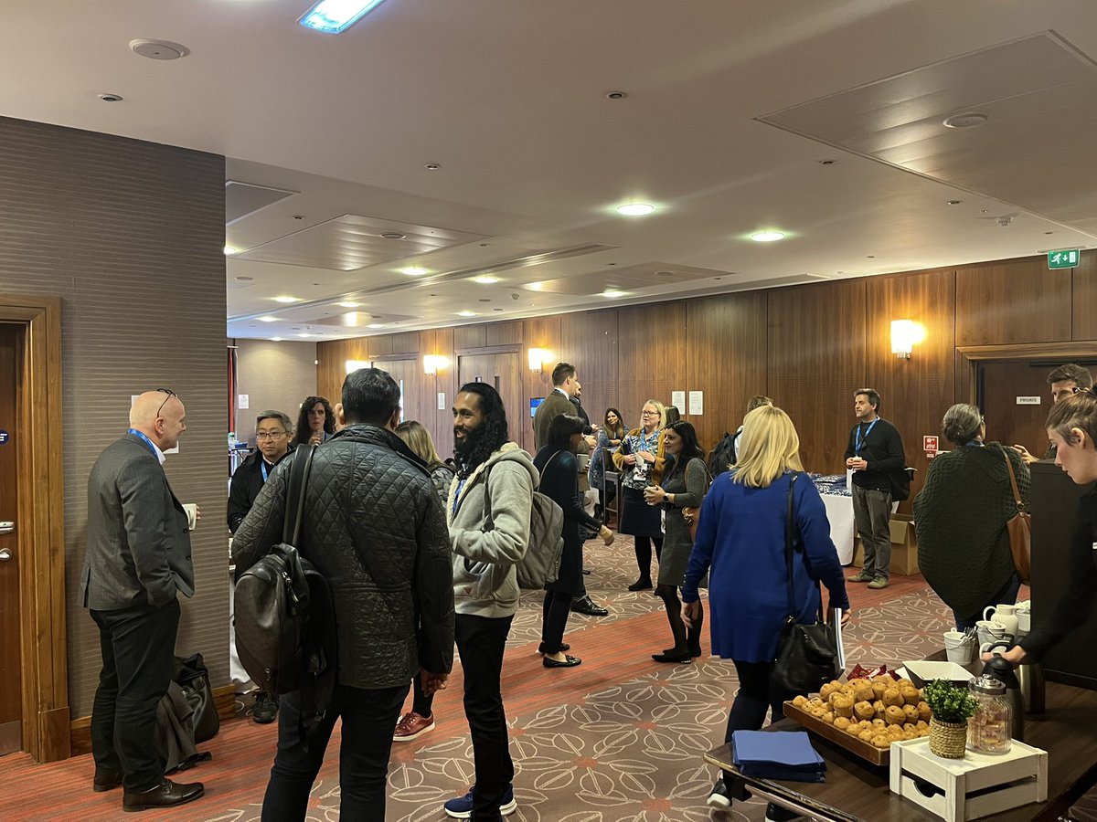 DigHealthLeader's tweet photo. We are about to kick off our first leadership forum for #DHL_Cohort5. Don’t forget to grab your badge, ID card and t-shirt #NHSDigitalAcademy @NHSDigAcademy https://t.co/NW8A7Qd4Ig