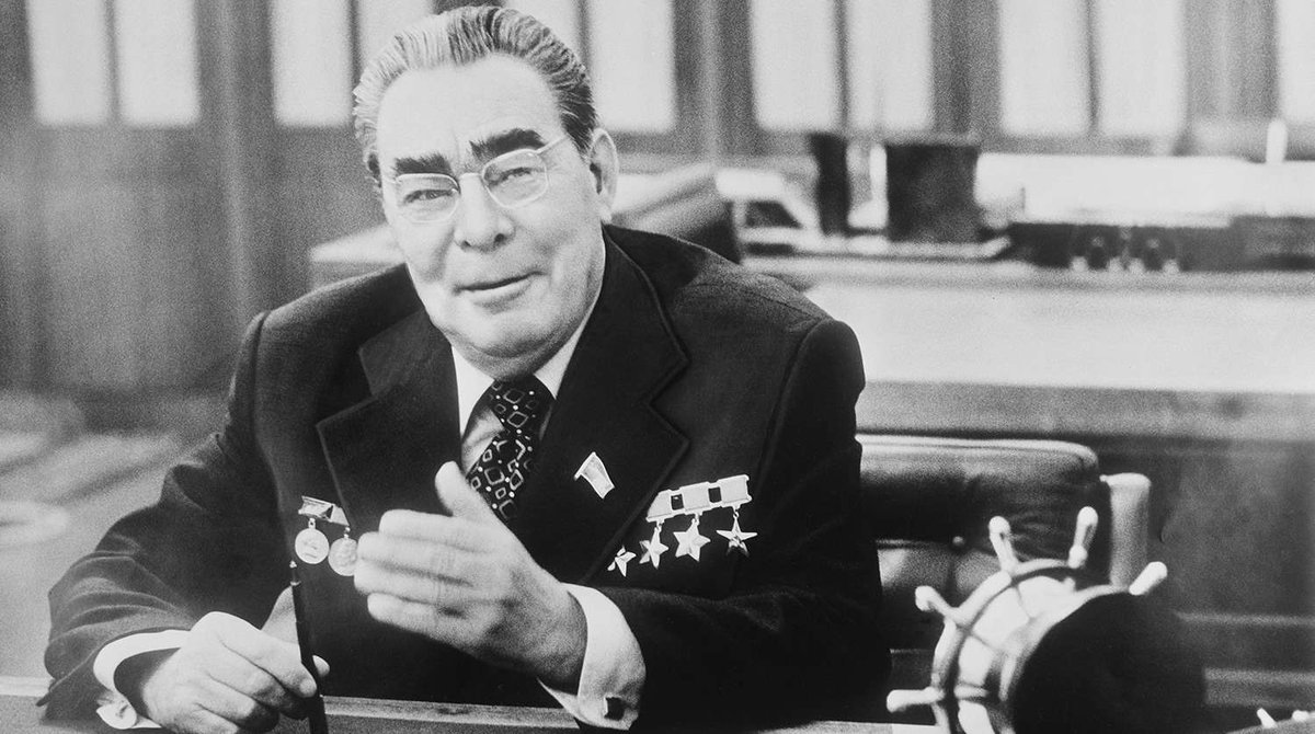 history__ru's tweet photo. 10 ноября 1982 года умер Леонид Ильич Брежнев https://t.co/zoUN8J4BfF