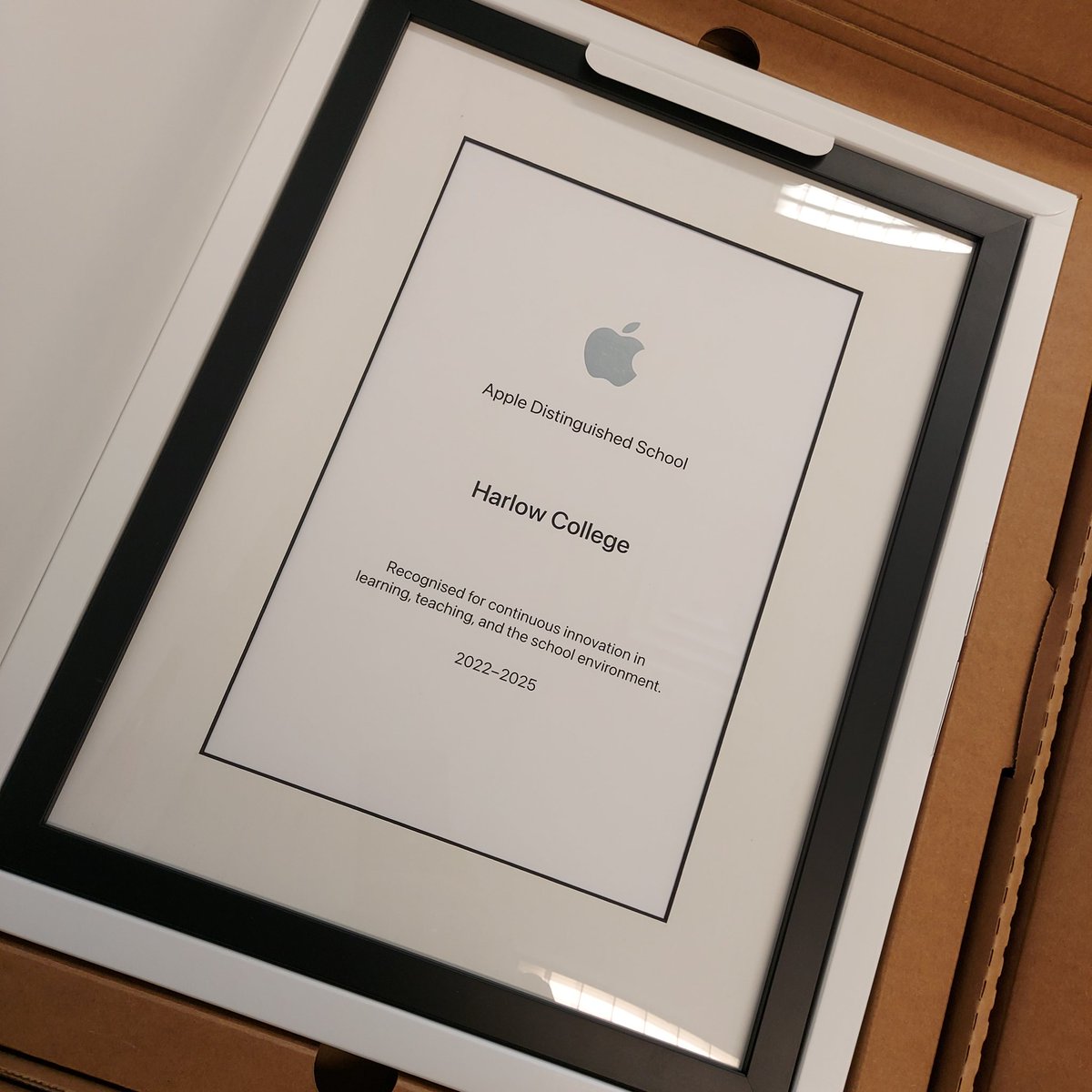 Kelly Edwards (@kellyed824) on Twitter photo Received a lovely surprise in the post from #AppleEDU for achieving our Apple Distinguished School status <a href="/HarlowCollege/">Harlow College</a> for the third time- very proud of all the work the staff, students and digital team continue to commit to embedding the use of technology for improved TLA Received a lovely surprise in the post from #AppleEDU for achieving our Apple Distinguished School status <a href="/HarlowCollege/">Harlow College</a> for the third time- very proud of all the work the staff, students and digital team continue to commit to embedding the use of technology for improved TLA