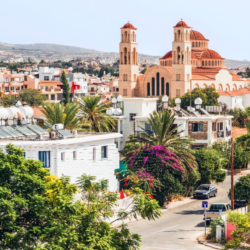 EU_Commission's tweet photo. 🏆 The winners for the 2023 European Capitals of Smart Tourism are...

🇪🇸  Seville  
🇨🇾 Pafos 

👏 Congratulations to these cities for leading the way when it comes to sustainable tourism!  

Sustainability is the only way forward. 

#EUTourismCapital