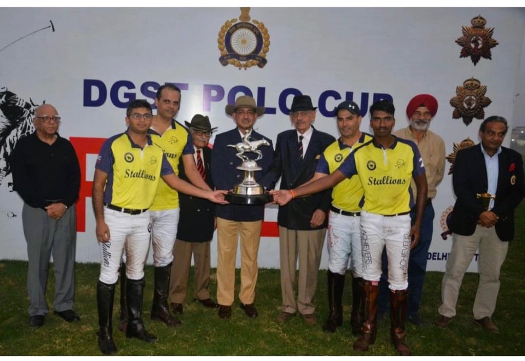 adgpi's tweet photo. #Polo

Army Service Corps #ASC Polo team emerged winners at the DGST Polo Championship held at the Army Equestrian Centre Polo ground. The #ASC team won by 08 goals to 05 in a thrilling final against the Kara Polo Team.

#IndianArmy
#InStrideWithTheFuture https://t.co/Sk9lIV5Sek