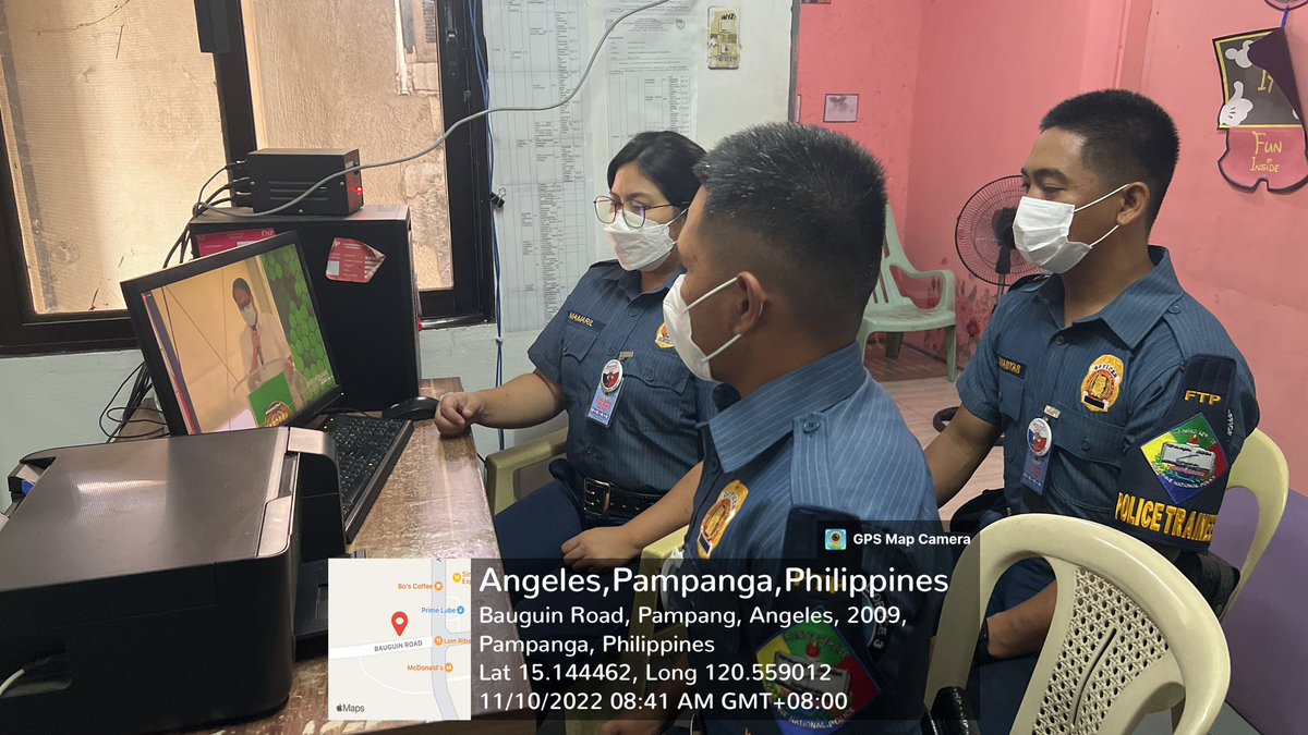 PS5_AngelesCPO's tweet photo. November 10, 2022 at about 8:40 AM PMSG Zenaida Maraña, under the supervision of PMAJ OHMAR R BOGNOT, COP, joined via FB live regarding 4th National Simultaneous Earthquake Drill (NSED).

#LifeIsBeautiful
#KaligtasanNyoSagotKo
#TulongTulongTayo
#MKKequalsK
#PNPKakampiNyo https://t.co/Zdqz5AdkCd