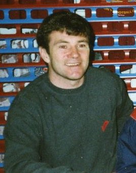 WorldCupStatsGo's tweet photo. 10 days till the WorldCup 🎉 

10 goals have been scored &amp; 10 goals have been conceded by the Republic of Ireland 🇮🇪 

The only won twice, including the famous win against 🇮🇹, with the goal of Ray #Houghton.

In 1990 #Ireland reached the quarter-final without winning a match 🧐😃 https://t.co/mYgtMsy3Yt