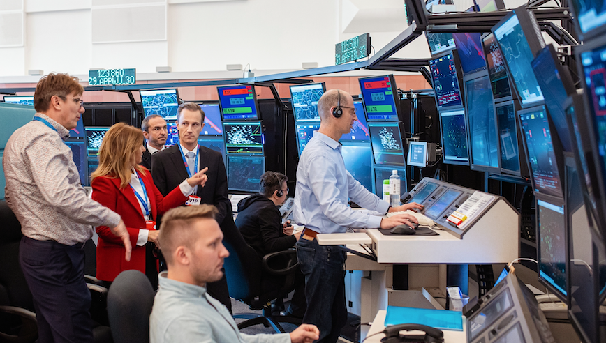 <a href="/HungaroControl/">HungaroControl</a> welcomed <a href="/MariagraziaSDM/">Mariagrazia La Piscopia</a> to exchange on #SESAR deployment &amp; improving #EU #ATM modernization #AsOne team. This visit is the 1st in our #outreach tour aiming at listening to local needs, sharing insights &amp; strengthening cooperation <a href="/Transport_EU/">EU Transport</a> <a href="/cinea_eu/">CINEA 🇪🇺</a>