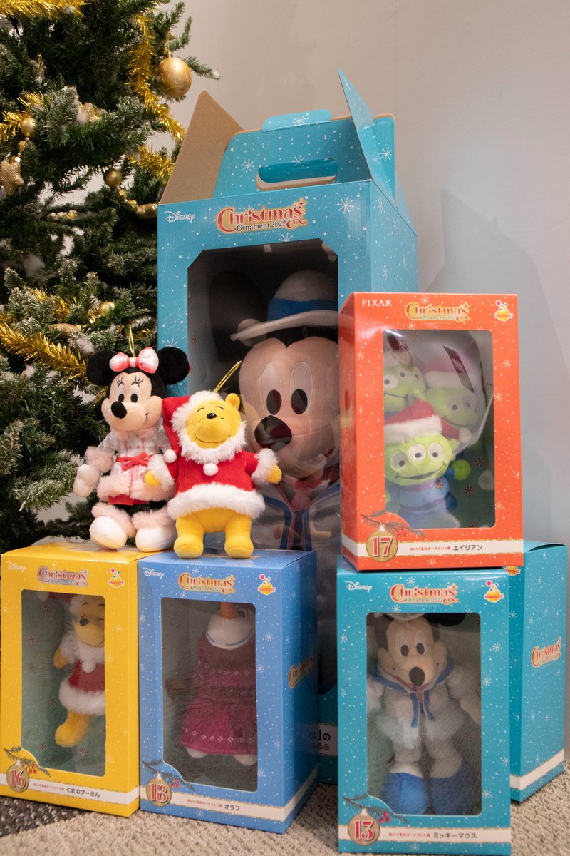 Happyくじ 本日発売開始 Disney クリスマスオーナメントくじ22 今年はぬいぐるみオーナメント賞が登場 Boxのまま飾れる ファミリーマートにて本日から発売 店舗検索はこちらから T Co Tf8lm1iw1f ディズニー ディズニー