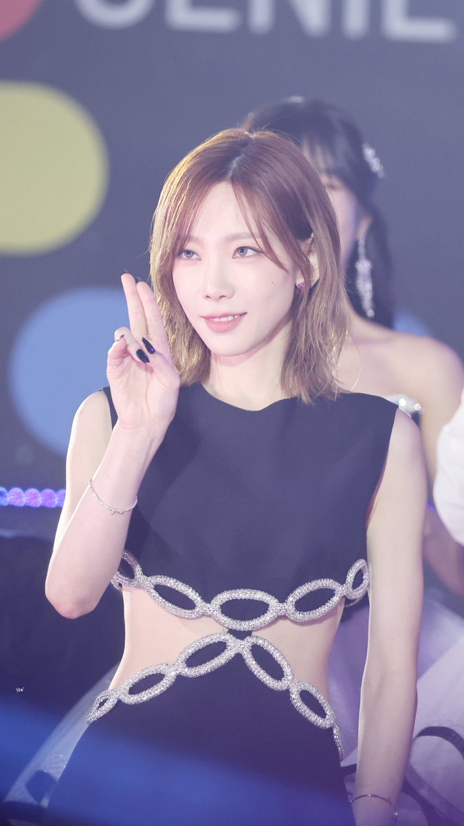 YEN_39's tweet photo. 20221108 태연 GMA #태연 #TAEYEON

https://t.co/ejMplu7JGv
https://t.co/4vEbUdawa1
https://t.co/mhADeeTXOY
https://t.co/waHcFTnwGL https://t.co/c0dDm4sgoW