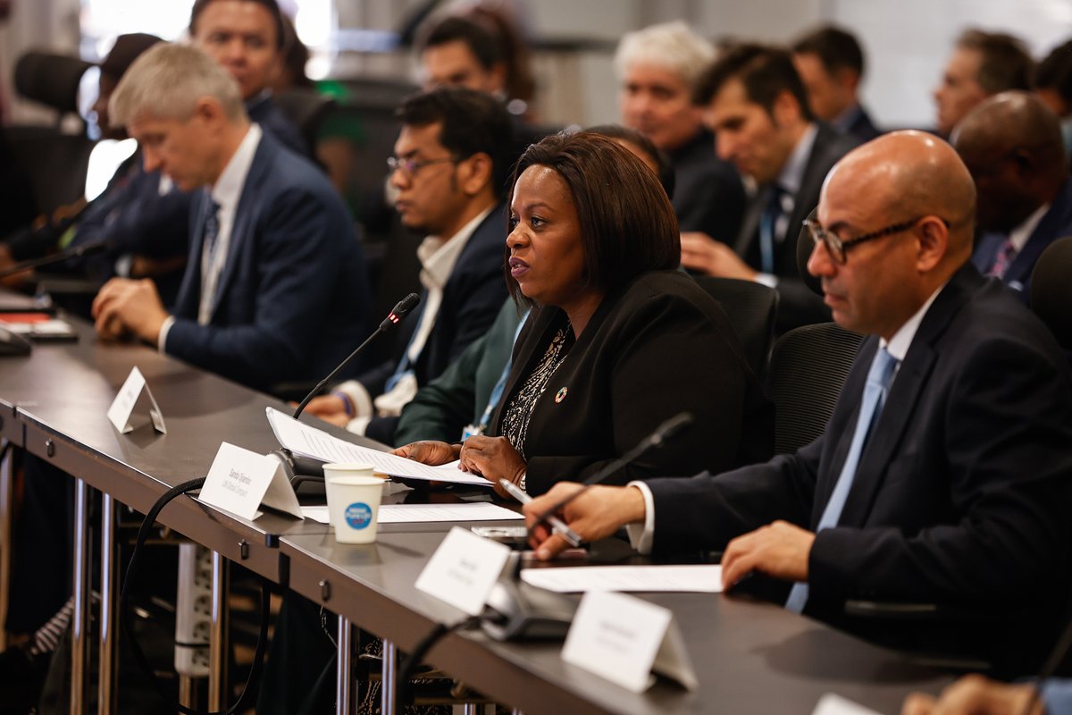 globalcompact's tweet photo. "While there has been some progress towards net-zero, businesses need to do much more to avoid practices that threaten the well-being of people and communities"– @SandaOjiambo, Assistant Secretary-General; Executive Director &amp; CEO of the UN @globalcompact. #OurOnlyFuture https://t.co/8EQvUdPVj2