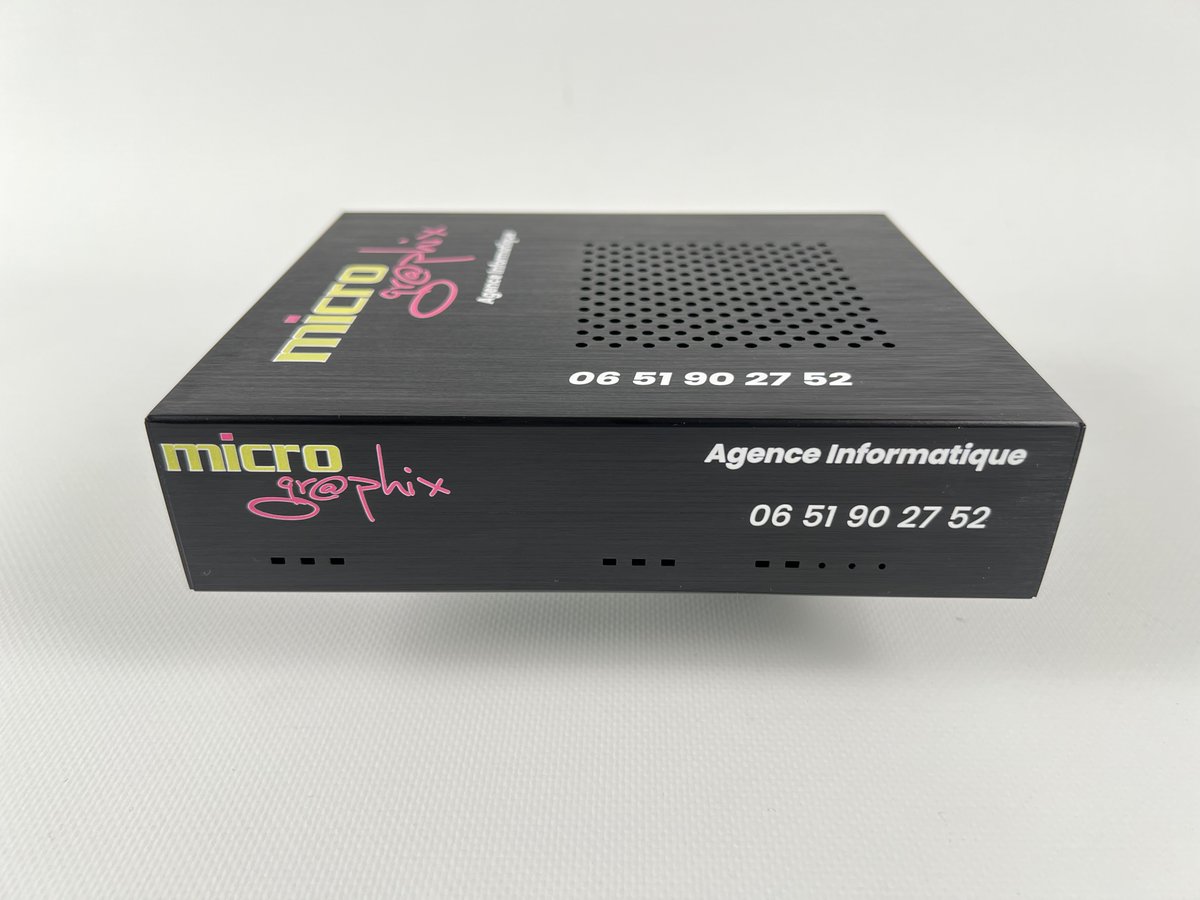 RackMatrixTech's tweet photo. New customization for the pfSense router of our client @micrographix_dk 
#rackmatrix #customization #micrographix #pfsense https://t.co/FD3vNsGzhD