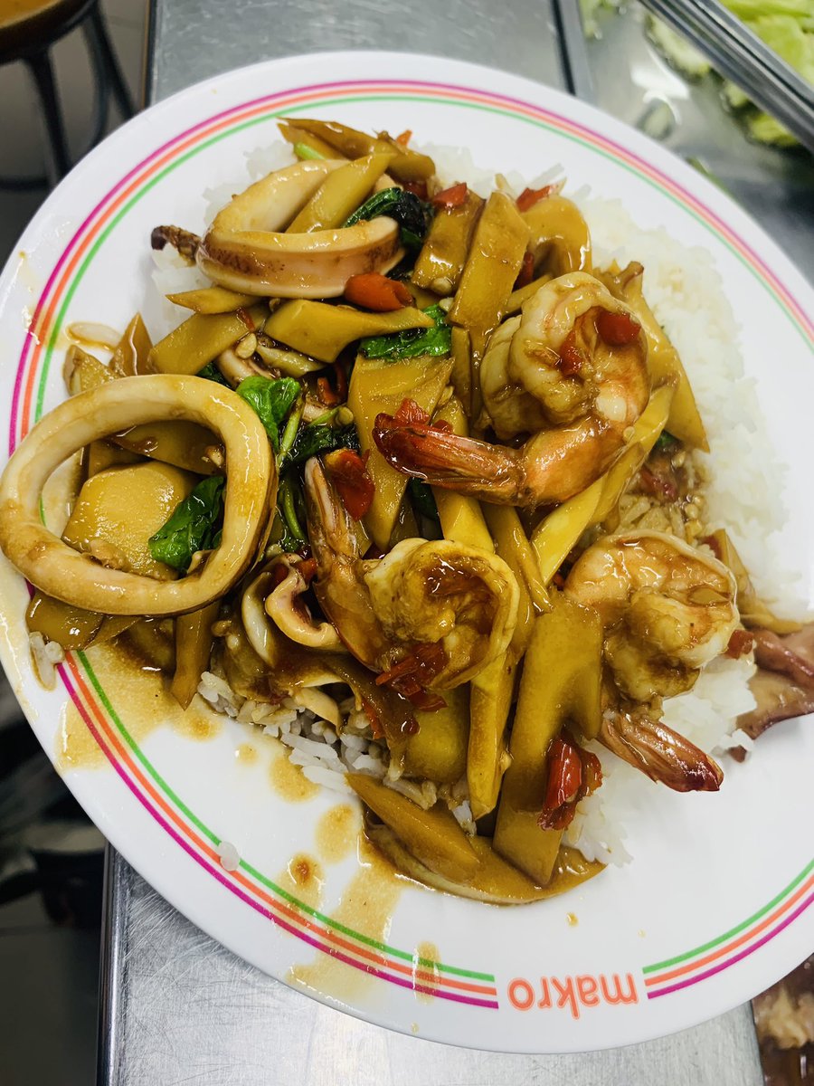 Modmod542424's tweet image. 40 บาท แพงไหมค่ะ