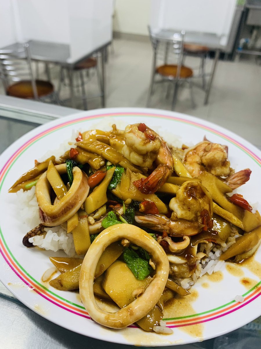 Modmod542424's tweet image. 40 บาท แพงไหมค่ะ