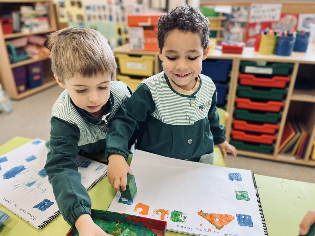 ColegioQuercus's tweet photo. Explosión de color y creatividad en las aulas de 4 años.

Nuestros chicos y chicas estampan figuras geométricas dentro de su método @innovamat_es 

#ColegioQuercus #EducaciónInfantil #Innovamat #Matemáticas #Color #Estampar #FigurasGeométricas #Innovamat #BoadillaDelMonte https://t.co/kS0EqdGUq0