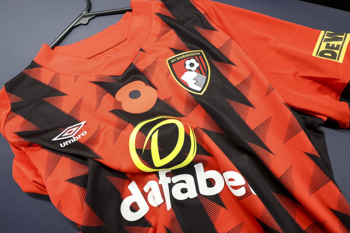 Competition time 🎁 

We've got three pairs of tickets to Saturday's game against Everton to give away courtesy of sponsors, <a href="/Dafabet/">Dafabet</a> 🙌 

To enter, simply retweet and comment with who you'd bring to the game 🤩 

#afcb 🍒