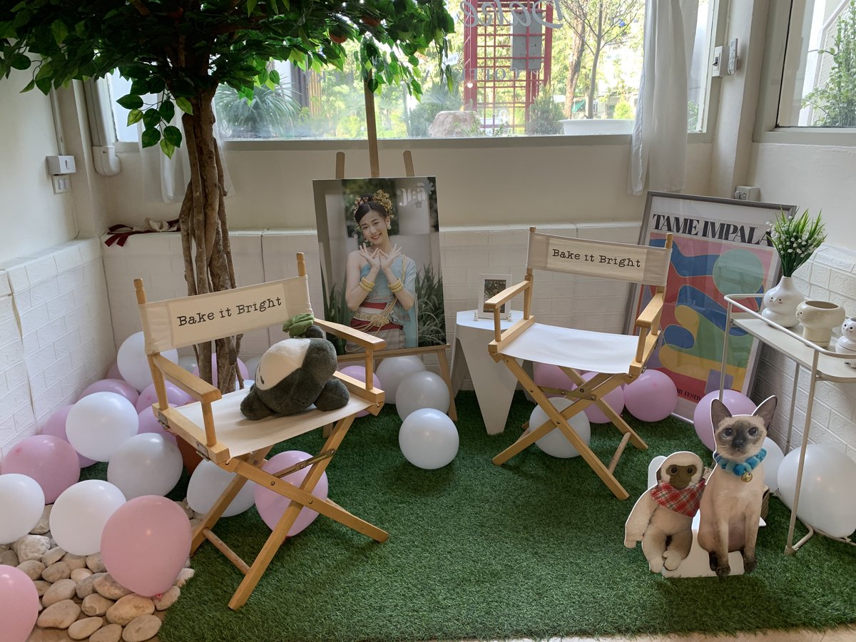 conaaa's tweet photo. ขอให้เป็น 23 ขวบที่ดีและสดใสของมามิ้งค์นะคะ คาเฟ่น่ารักมากๆเลยค่ะ ขอบคุณทีมงานทุกท่านที่จัดนะคะ 😊💜
#น้องมามิ้งค์3ขวบบวก20 
#MarsSmile
#MarminkCGM48 https://t.co/tkhElO5UNY