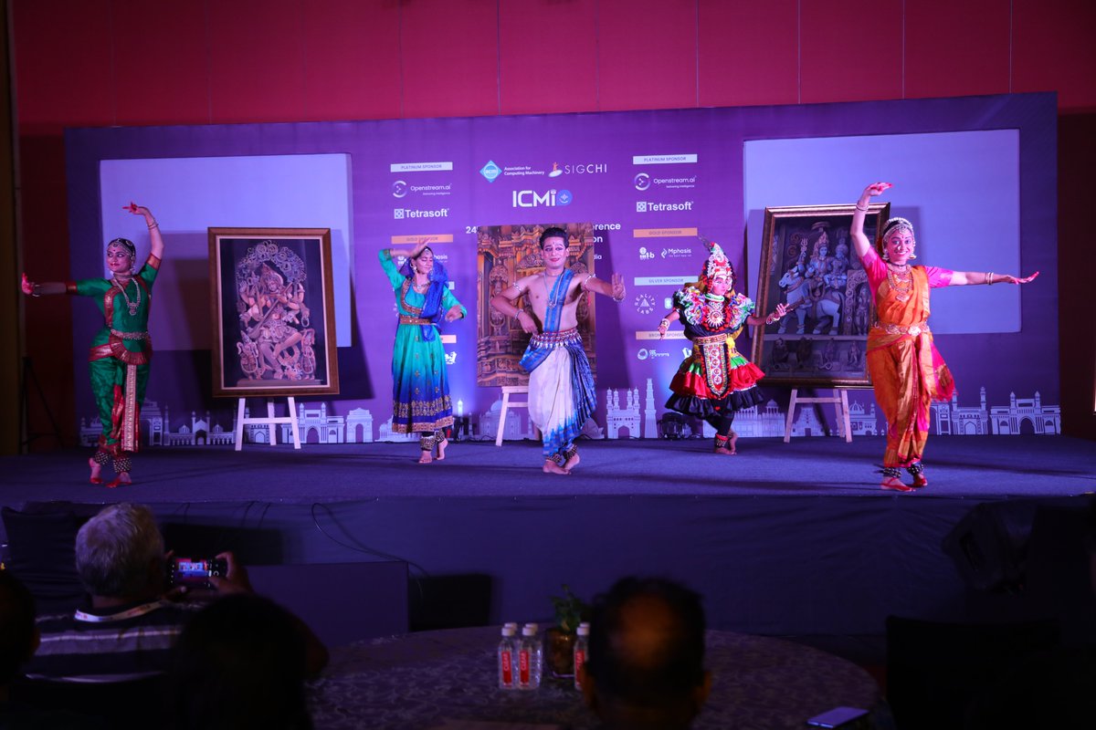 AcmIcmi's tweet photo. Celebrating the cultural diversity of India at ACM ICMI 2022.

#icmi2022 #acm #acmicmi #acm2022 #acmicmi2022 #icmibangalore #icmiconference #research #callforpapers #multimodal #humancomputerinteraction #multimodalanalysis #conversationalai #conversationalagents #eca https://t.co/s4D92voeLl