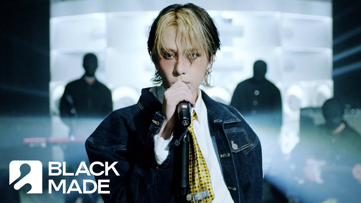 BLACKMADE_ent's tweet photo. #OUTNOW

용준형 (YONG JUN HYUNG) EP [LONER]
🎧 https://t.co/pbgGS3ajKe

‘층간 소음’ M/V
🔗 https://t.co/iglmJogo78

#용준형 #YONGJUNHYUNG
#LONER #BLACK_MADE https://t.co/bdfObPHaMY