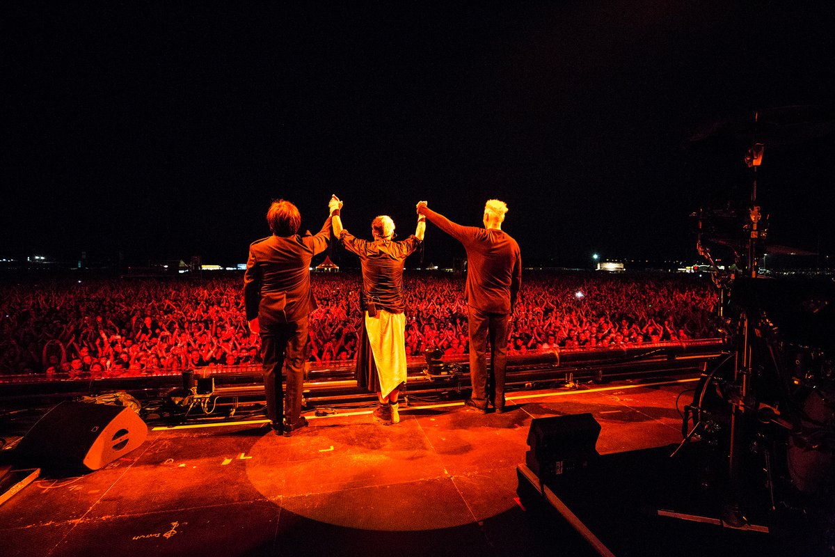 EPEA - Part of Drees & Sommer (@epea_c2c) on Twitter photo This summer people finally partied again – e.g. at the Tempelhofer Feld in Berlin. Along the way, the #LaborTempelhof initiative tried to make 4 concerts by <a href="/dietotenhosen/">Die Toten Hosen</a> and #DieÄrzte circular: labor-tempelhof.org 👏 <a href="/C2C_NGO/">Cradle to Cradle NGO</a> and their partners ! #CradleToCradle This summer people finally partied again – e.g. at the Tempelhofer Feld in Berlin. Along the way, the #LaborTempelhof initiative tried to make 4 concerts by <a href="/dietotenhosen/">Die Toten Hosen</a> and #DieÄrzte circular: labor-tempelhof.org 👏 <a href="/C2C_NGO/">Cradle to Cradle NGO</a> and their partners ! #CradleToCradle