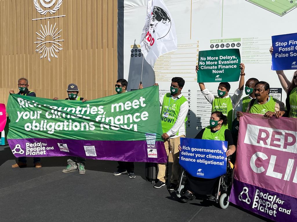 mithika_mwenda's tweet photo. The young people should be treated as partners and not recipients of climate solutions, and should be rewarded for their efforts and in their stewardship on environmental and adaptation response measures instead of being viewed as volunteers .#PACJA  #cop27egypt #PACJAatCOP27 https://t.co/52x3ee6jcZ