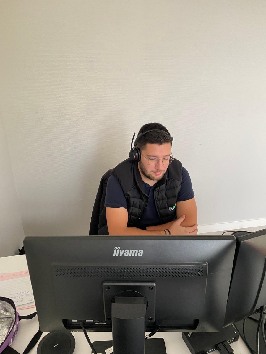 MCT_eu's tweet image. Mardi, les équipe du pôle solutions &amp;amp; sécurités du groupe NUMAINS ont eu une formation sur le passage des certifications ESET avec l&apos;accompagnement de Benjamin Pamart. Le but : améliorer notre accompagnement pour nos clients sur les enjeux de cybersécurité.  @ESET_France