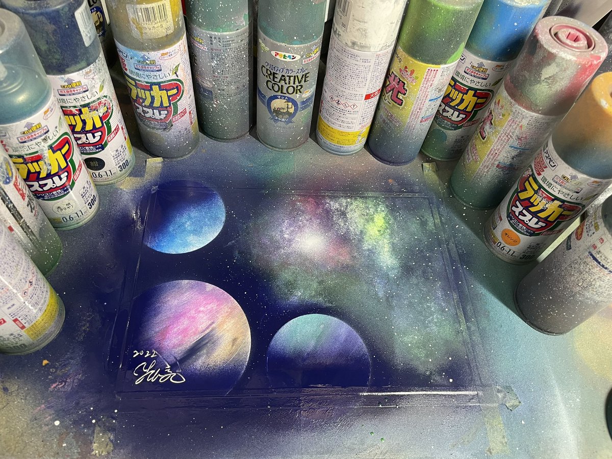 最近は難易度高めのA4サイズ を描き続けてる。 紙が小さくても