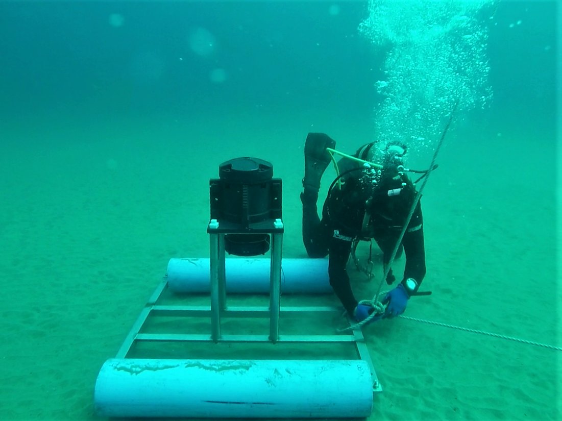 SMCRI_ZA's tweet photo. The KwaZulu-Natal Bight Sentinel Site (KZNBSS) sits within the productive subtropical KZN bioregion. Still in the exciting deployment phase with the first set of data recently downloaded from 3 moorings off the KZN Bluff.
@Saeonews @dsigovza @NRF_News
#SAEON #ElwandleNode #SMCRI https://t.co/9WeSt4TN3D
