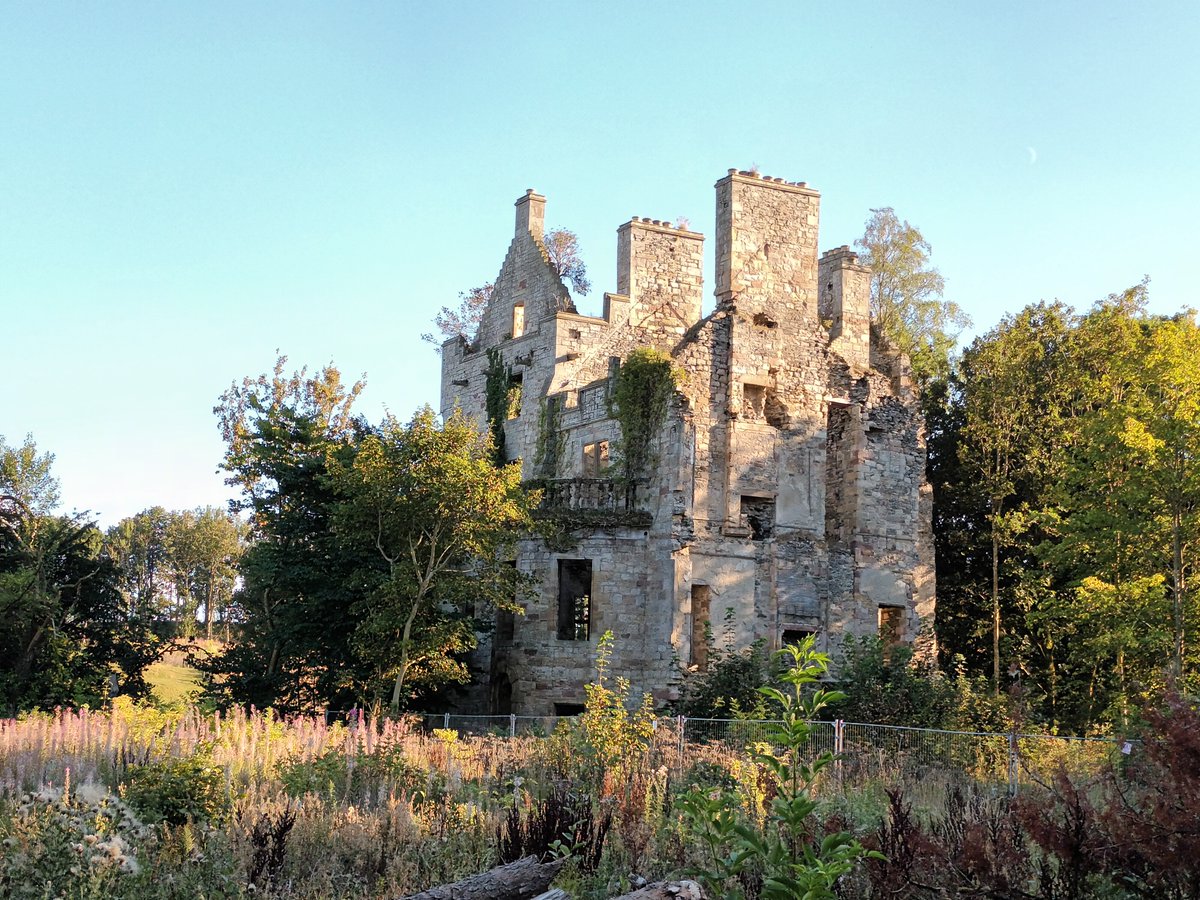 TheCastleGuy's tweet photo. Historians &amp; castle enthusiasts, here are the restoration plans for Cavers Castle in the Borders. I'm project historian &amp; we're really proud of them. Feel free as members of the public to advise the planners of your support if you like them! https://t.co/pwZgjOb6lW https://t.co/S20lOaLlMJ