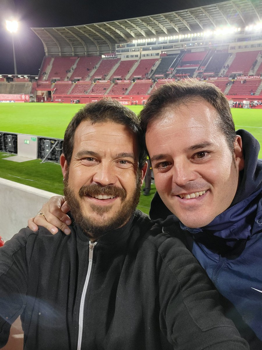 Un detall més d'aquest homonet!!! I van... Moltes gràcies <a href="/lenrichfebrer/">Llorenç Enrich</a> ! Partit, resultat i vespre espectacular! Tranqui concu, no tenc son... 🤣🤣