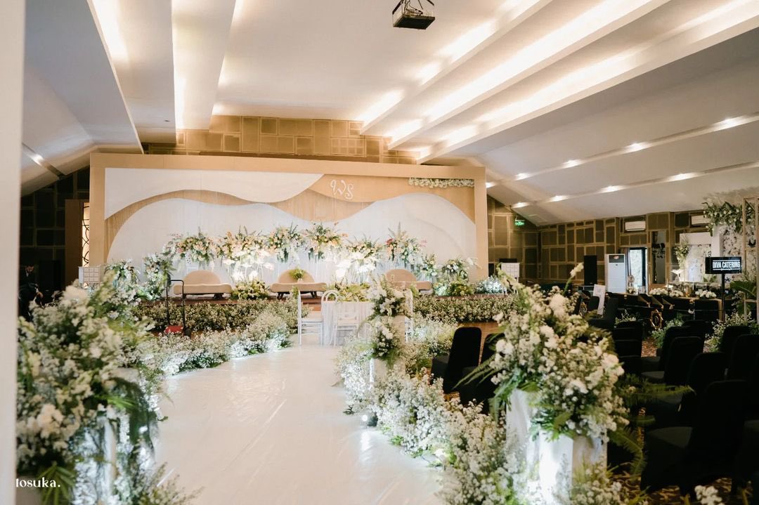 PalaceHotelCpns's tweet photo. Palace Hotel Cipanas loves nothing more but to make your dream wedding come true. From the intricate details of the blessing ceremony.

Our wedding specialists will turn your moments into unforgettable memories.

#palacehotelcipanas managed by #discoveryhotelsandresorts https://t.co/55IT1dXqkN