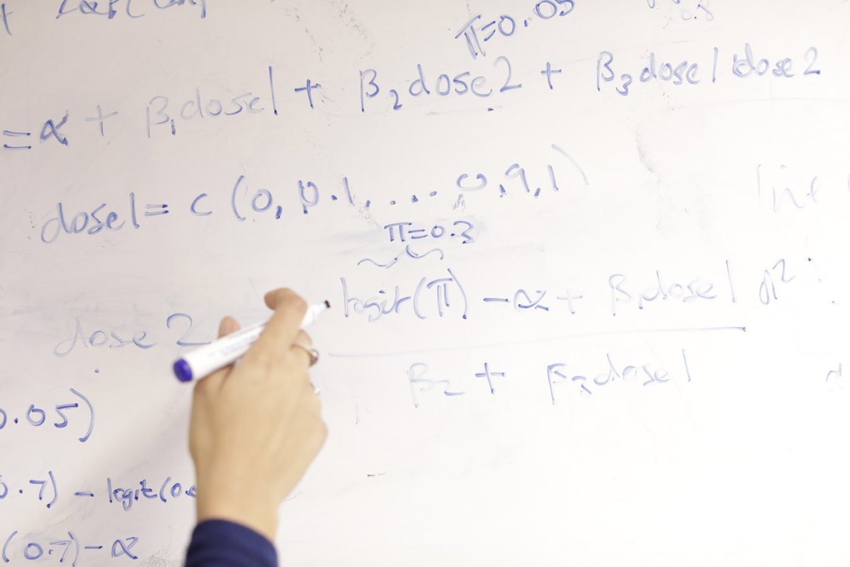 Still time to register for our short course on Bayesian Statistics - online, 28 Nov-6 Dec, covering intro to Bayesian Statistics, Bayesian models and more. 

Led by <a href="/rjbgoudie/">RJB Goudie</a>, @apresanis &amp; <a href="/cjackstats/">Chris Jackson</a>.

More info &amp; registration: mrc-bsu.cam.ac.uk/training/short…