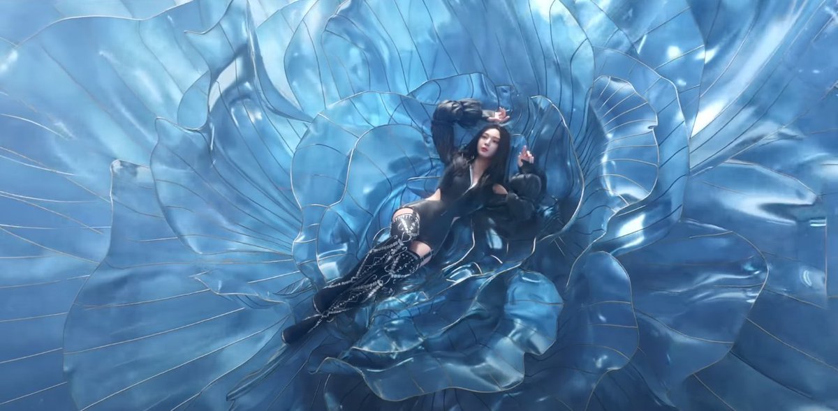 สำหรับคนที่มีความสามารถ แต่มีทัศนคติแย่ๆ อย่างมิลลิ ผมว่าไม่ควรได้รับการสนับสนุนครับ #แบนมิลลิ ตลอดไป