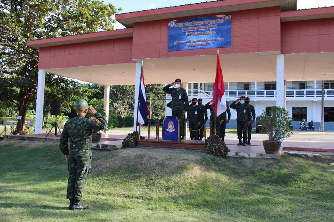 sbr22Army's tweet photo. พิธีประดับเครื่องหมายครูทหารใหม่และเปิดการฝึกทหารใหม่ รุ่นปี 2565 ผลัดที่ 2

"เสมือนครอบครัวเดียวกัน"🇹🇭

#กองพันส่งกำลังและบริการที่22 https://t.co/JyAfwHUcxU