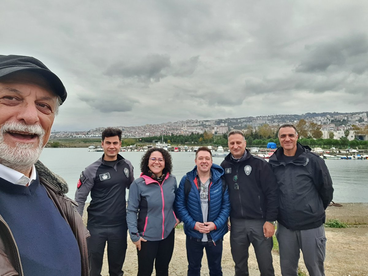 Some filming down at a small harbour at #trabzon today and we ran into the police dive team who gave us tea and a small tour! <a href="/sebnematasaral/">Şebnem Atasaral</a> <a href="/seyhankadir1/">prof.dr.kadir seyhan</a>