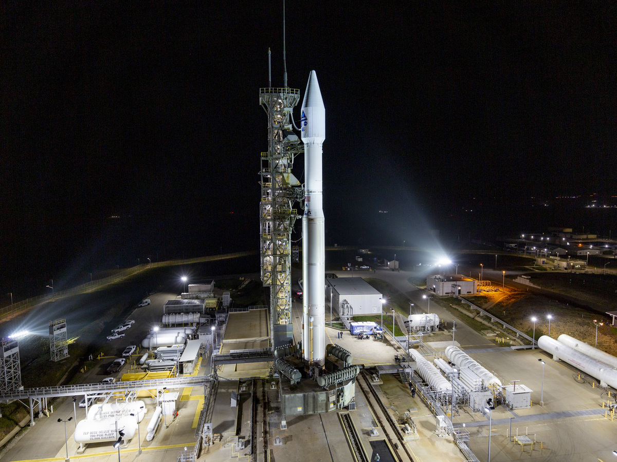 NOAASatellites's tweet photo. T-minus 5 minutes and holding! Go #JPSS2!!!
Watch the #JPSS2Launch live:
https://t.co/HRPvTli0vM
@NOAA @NASA #CountdownToLaunch
Photo credit: @ULAlaunch https://t.co/w2WRpZNSnK