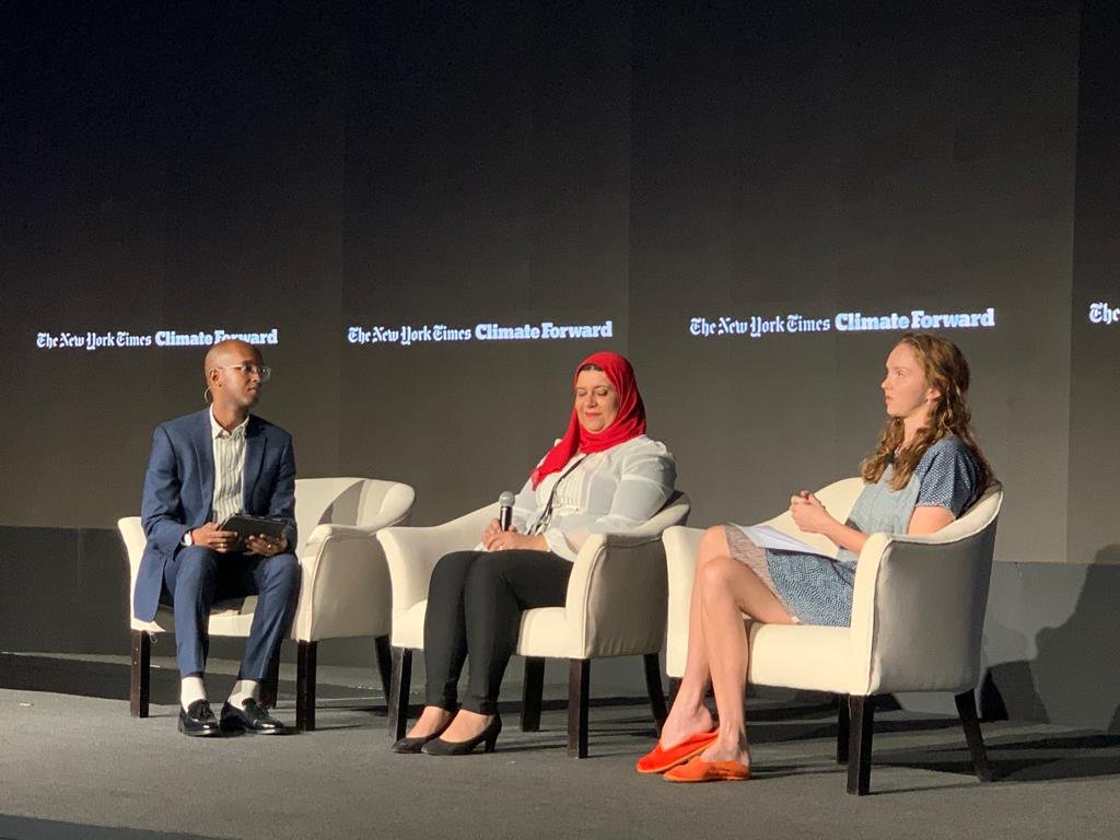 With <a href="/nytimes/">The New York Times</a> @#COP27 #NYTCF, activist &amp; <a href="/UNECE/">UNECE</a> adviser Lily Cole stresses need for #transparency+traceability in textile value chains to offer customers the info to make #sustainable choices

UNECE's #TheSustainabilityPledge helps industry move the cursor ow.ly/Byqp50LzAsg