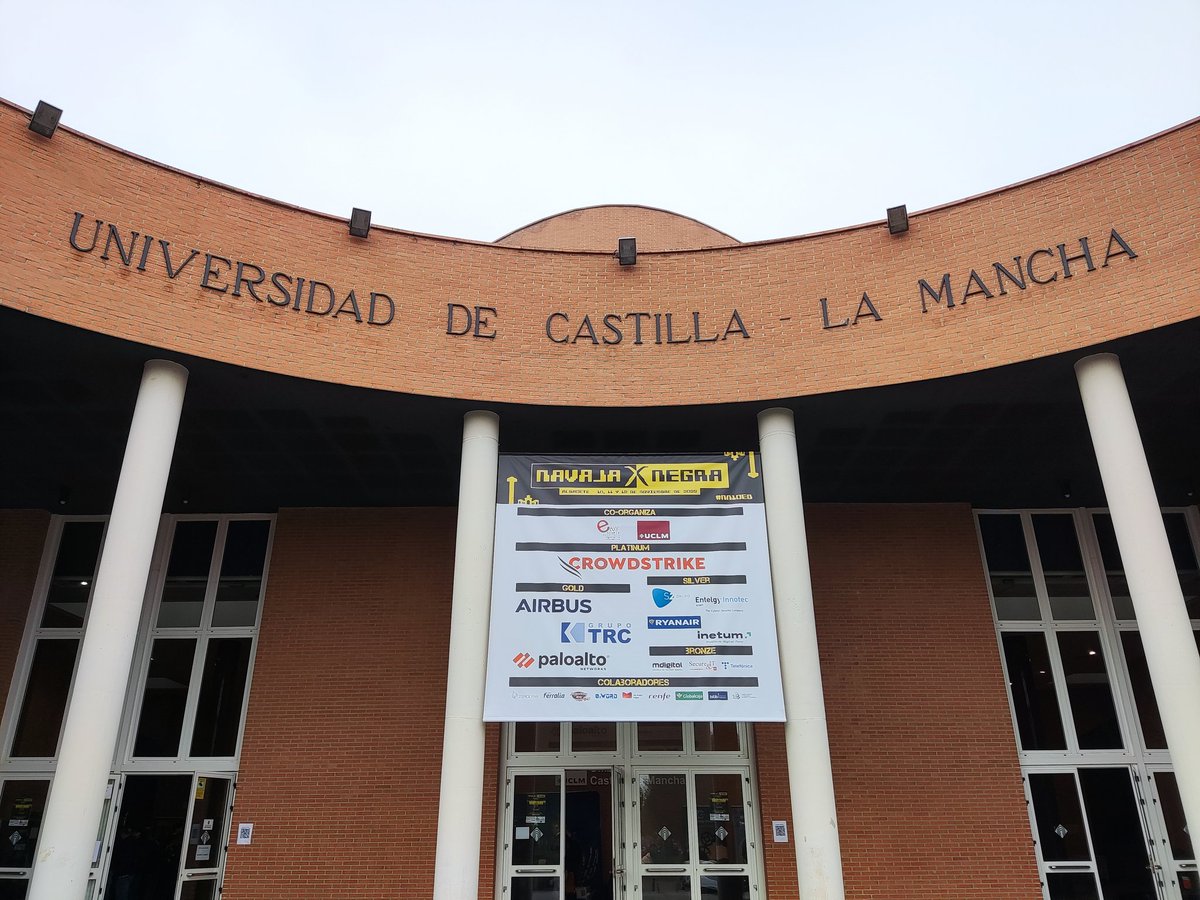 esCERT_UPC's tweet photo. Buenos días! Parte de nuestro equipo ya está en la conferencia @NavajaNegra_AB, junto a nuestro amigo, ex-miembro del esCert, @itsMaloik. Traemos muchas ganas de aprender!
@MCatrisse @oriol366 @bepernapat #nn10ed https://t.co/pLR0Fa99Re