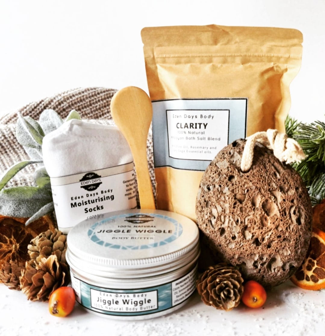 Edendaysbody's tweet photo. Thank you lovely Emma from @BeautyFolioUK for the gorgeous feature in her incredible Christmas Gift Guide! https://t.co/pnNoArhb46