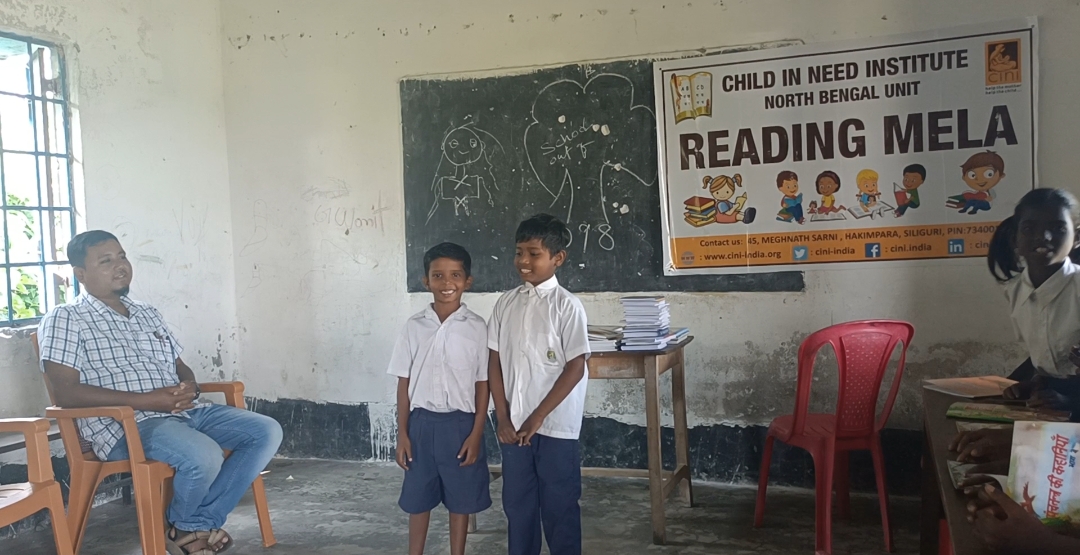 cini_india's tweet photo. The #ReadingFestival is being organised in Jalpaiguri, Darjeeling and Alipurduar Districts through our Learning Centres. CINI has received official permission from Paschim Banga Samagra Siksha Mission (#PBSSM) for organising ‘Reading Festival’ in primary schools of #WestBengal. https://t.co/nWVmT48V1c