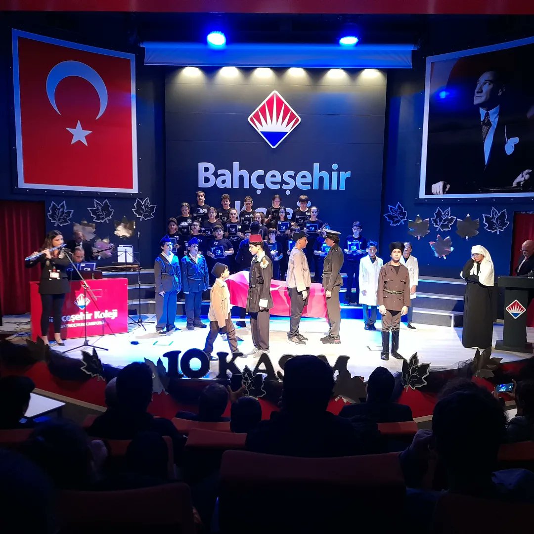 BhcIsk's tweet photo. Bu vatan senin gibi bir kahramanı ebediyen bir daha asla görmeyecek.
Saygı,sevgi ve özlemle anıyoruz.
#10Kasim
#MustafaKemalAtatürk 
@bahcesehir_k12 @osmanzekiozger @ucannmustafa @zerYksel9 https://t.co/0P0nKUdVjQ
