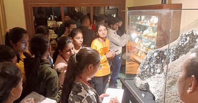 Gargoti's tweet photo. Today 29 students visit from K.K Wagh College of Engineering, Nashik 

#gargotimuseum #nashik #nasik #nashiktourism #nashikcity #pune #mumbai #maharashtratourism #museum #museumindia #museumofindia #students #mustvisit #placetovisit #education #collegelife #collagetrip https://t.co/aCLyTTxXoy
